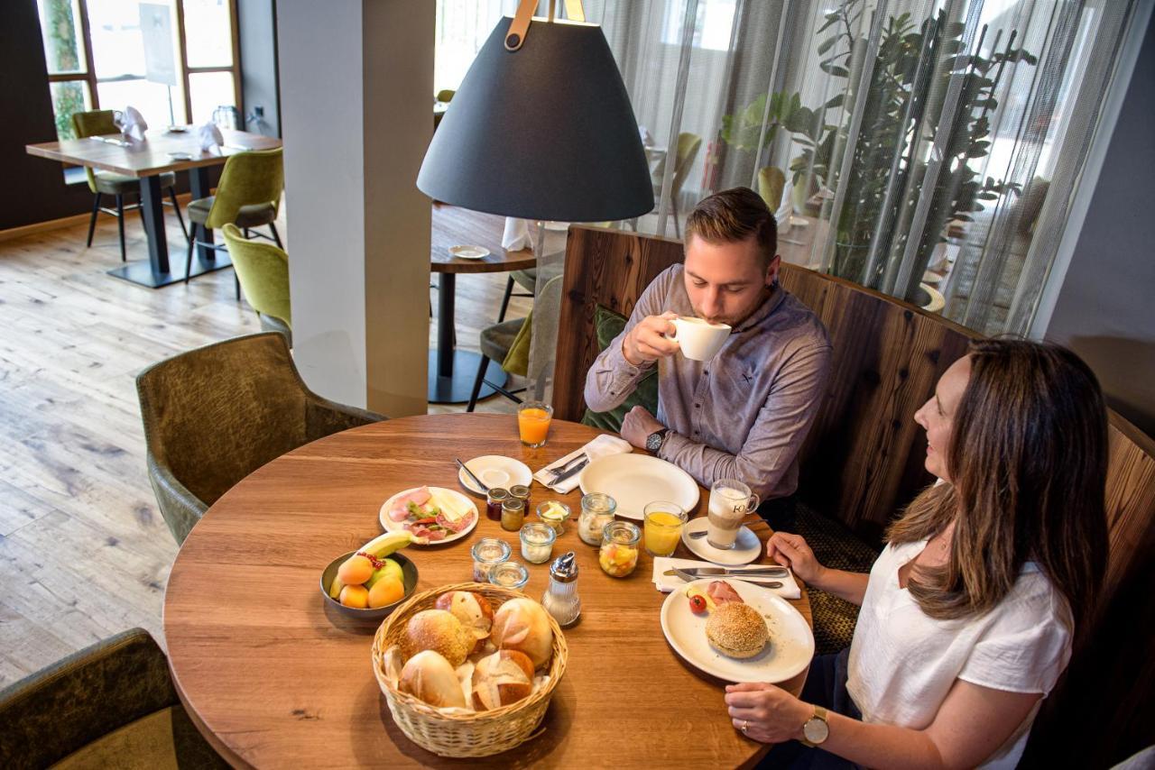 Akzent Hotel Laupheimer Hof Kültér fotó