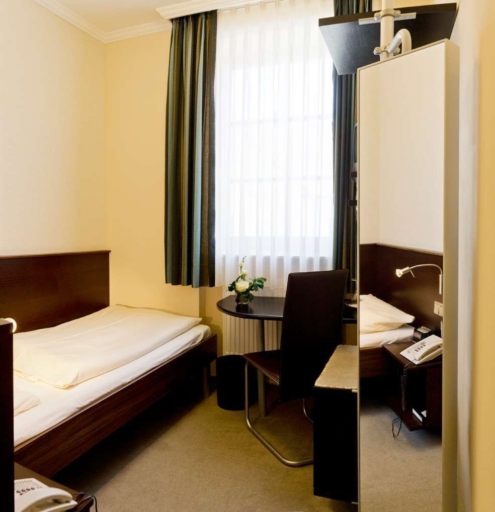 Akzent Hotel Laupheimer Hof Kültér fotó