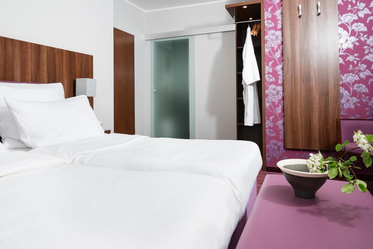 Akzent Hotel Laupheimer Hof Kültér fotó